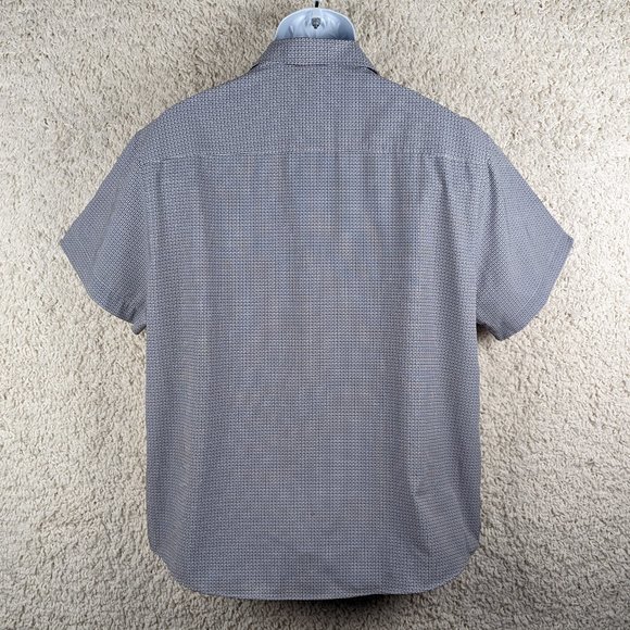 Vince Camuto* Men's Short Sleeve Button Down Curved Hem BOHO Print Shirt~Size XL - Picture 2 of 12